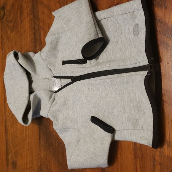 GAP Baby Fit Tech Hoodie - Picture 4 of 5